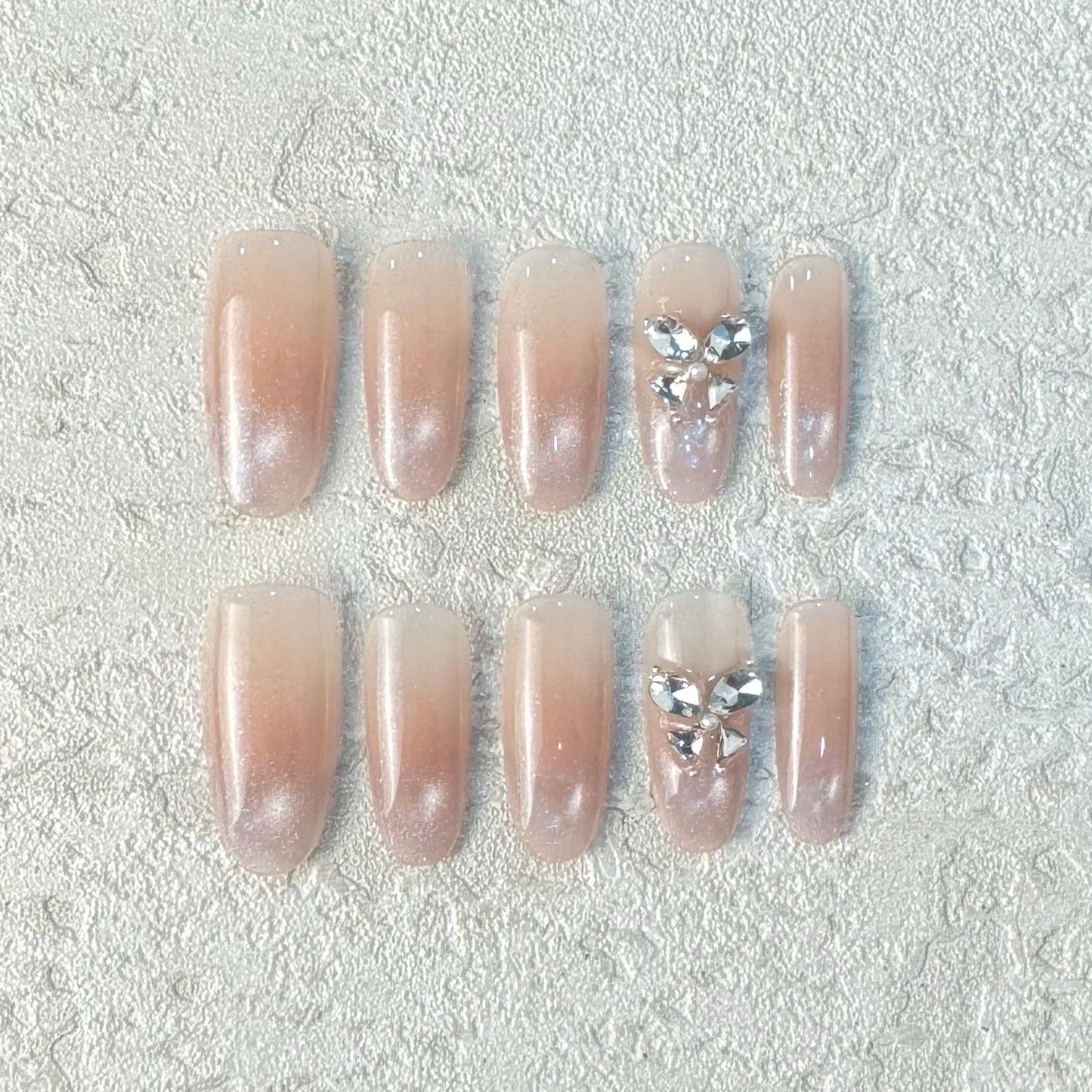 月光蝴蝶 - 𝑀𝑜𝑜𝑛𝑙𝑖𝑔𝒽𝑡 𝐵𝑢𝑡𝑡𝑒𝑟𝑓𝑙𝑦 🦋